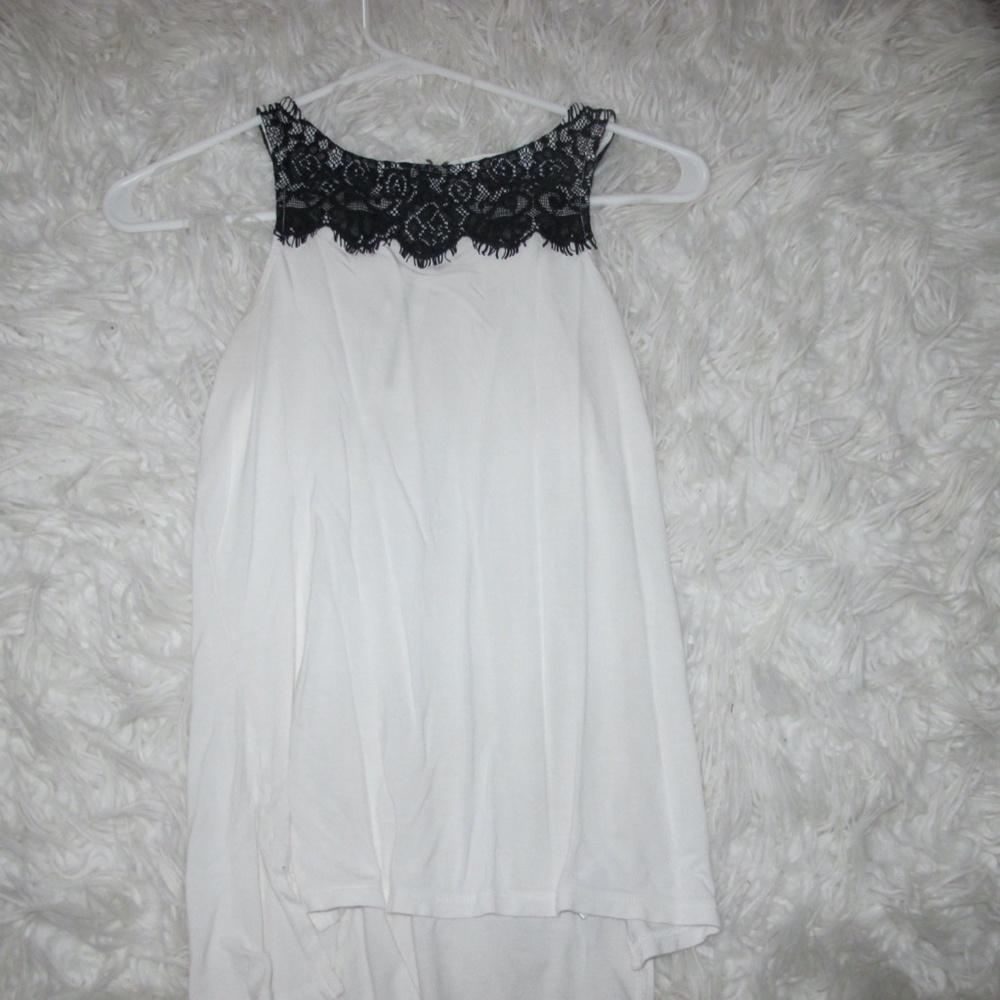 Express Women's Lace Sleeveless date night Top Shirt Size Small black white EUC - Picture 6 of 7